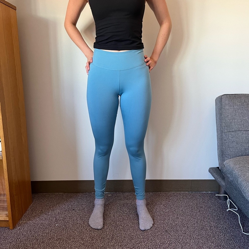 Nike One full length cerulean blue leggings size small